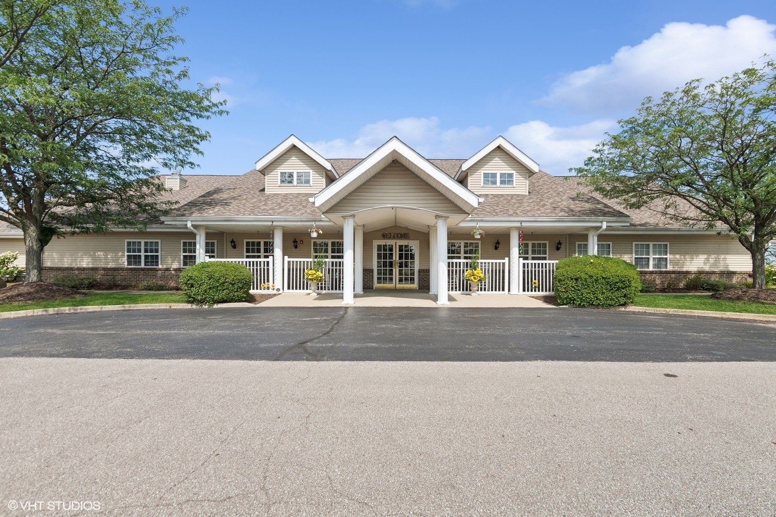 001_10799AllianceDrive_2017_Large-1