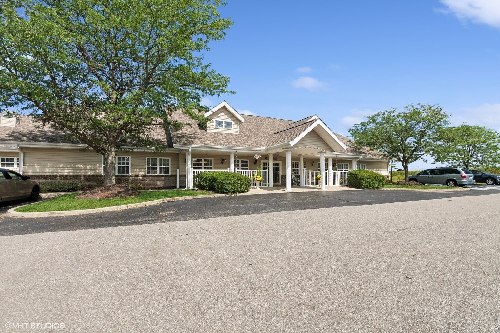 001_10799AllianceDrive_2018_Large-1
